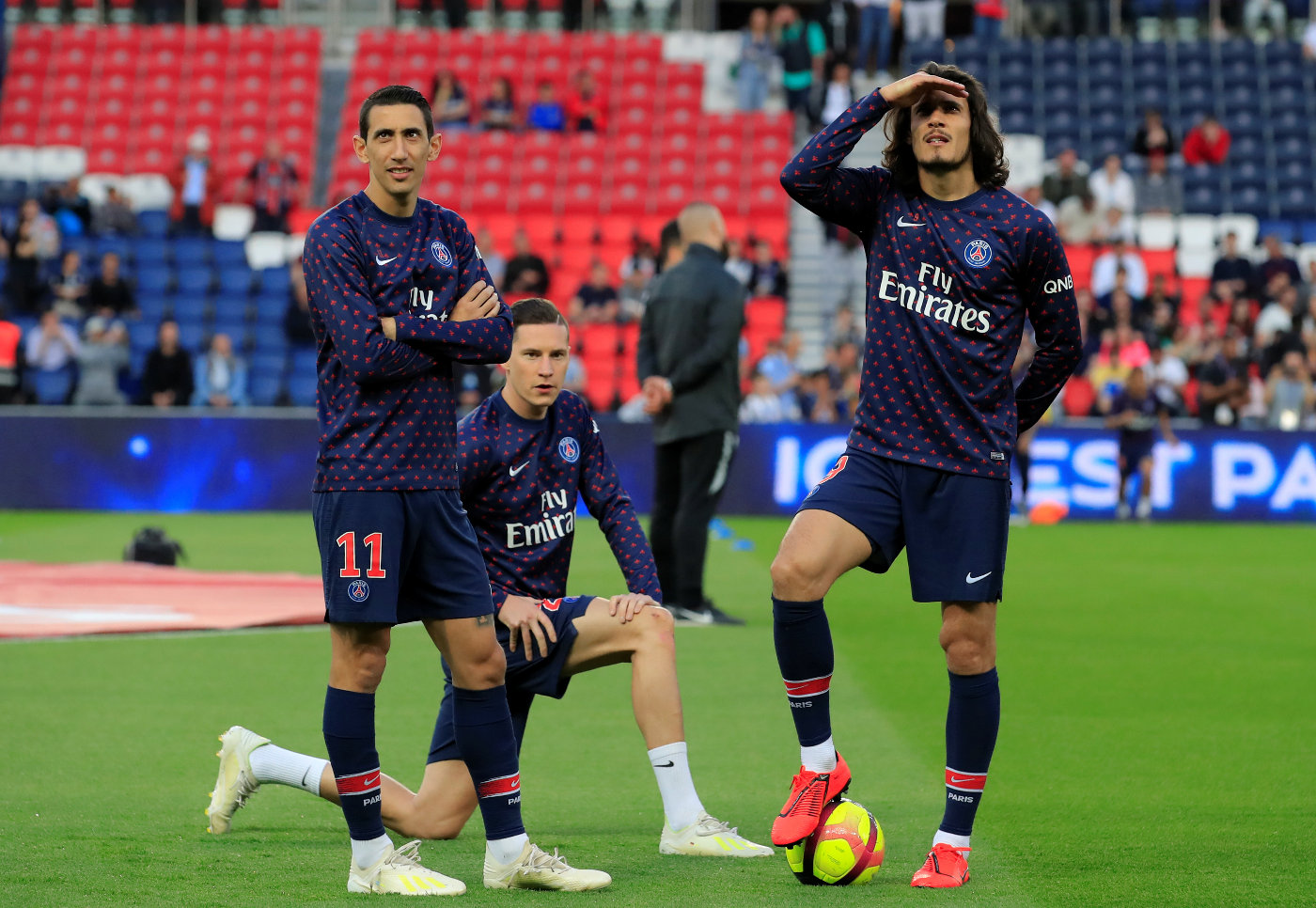 巴黎圣日耳曼：欧冠征途上的荣耀与坚韧交响